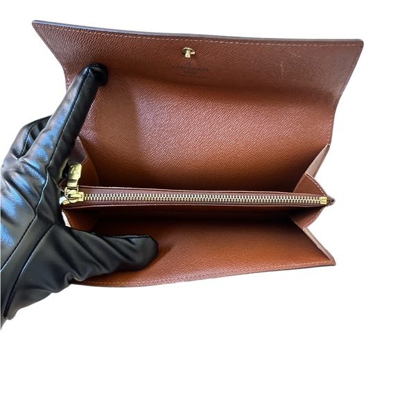 LV Monogram Women Long Wallet - Picture 8 of 16